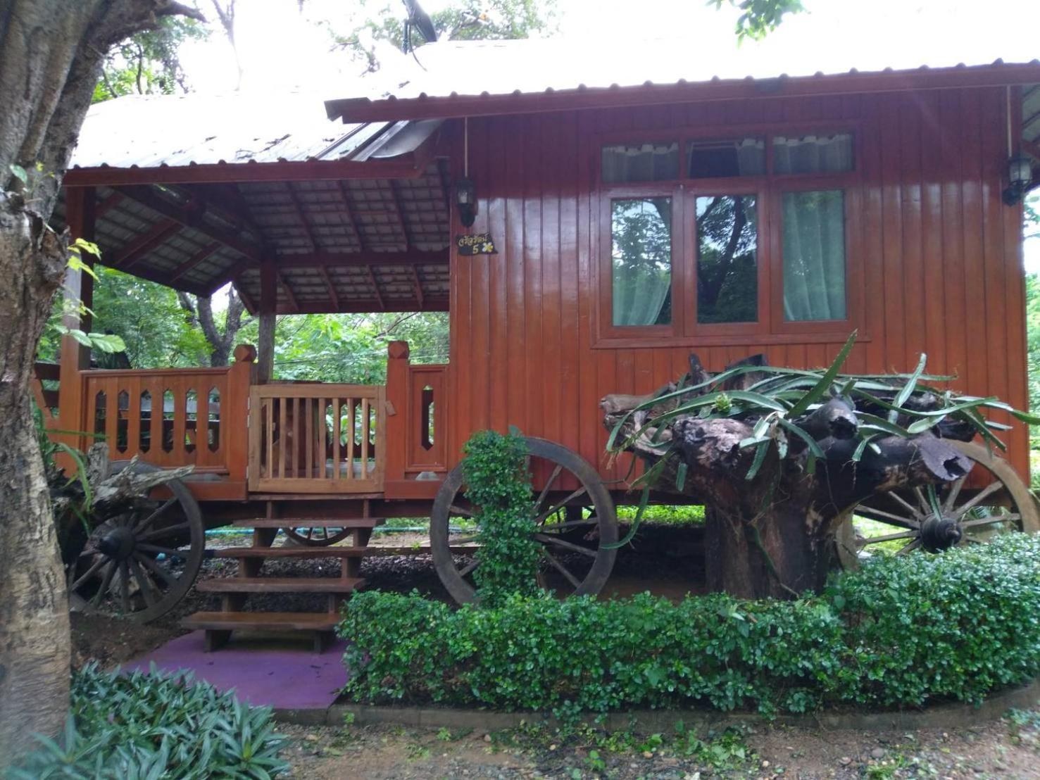 Denchai City Resort เด่นชัยซิตี้ รีสอร์ท プレー エクステリア 写真